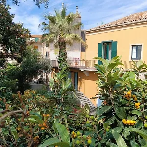 https://la-corte-dei-nespoli.sicilyhotelsitaly.net